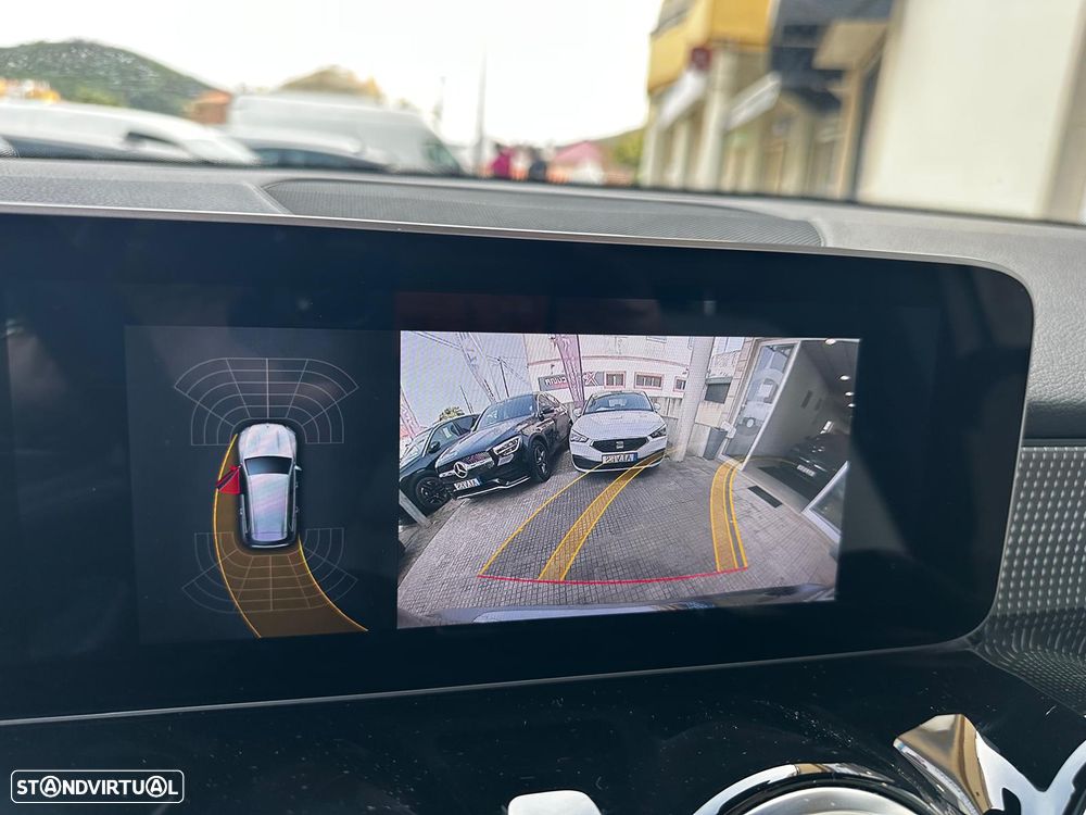 Mercedes-Benz GLB 220 d 4Matic Style - 18