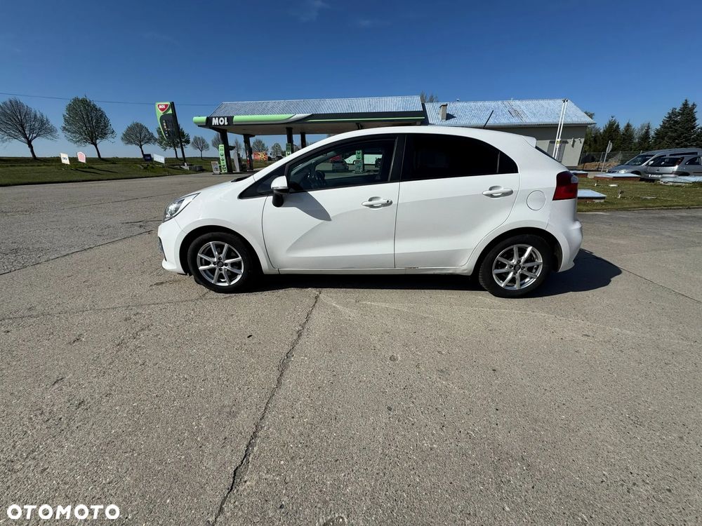 Kia Rio 1.2 Dream Team Edition - 7