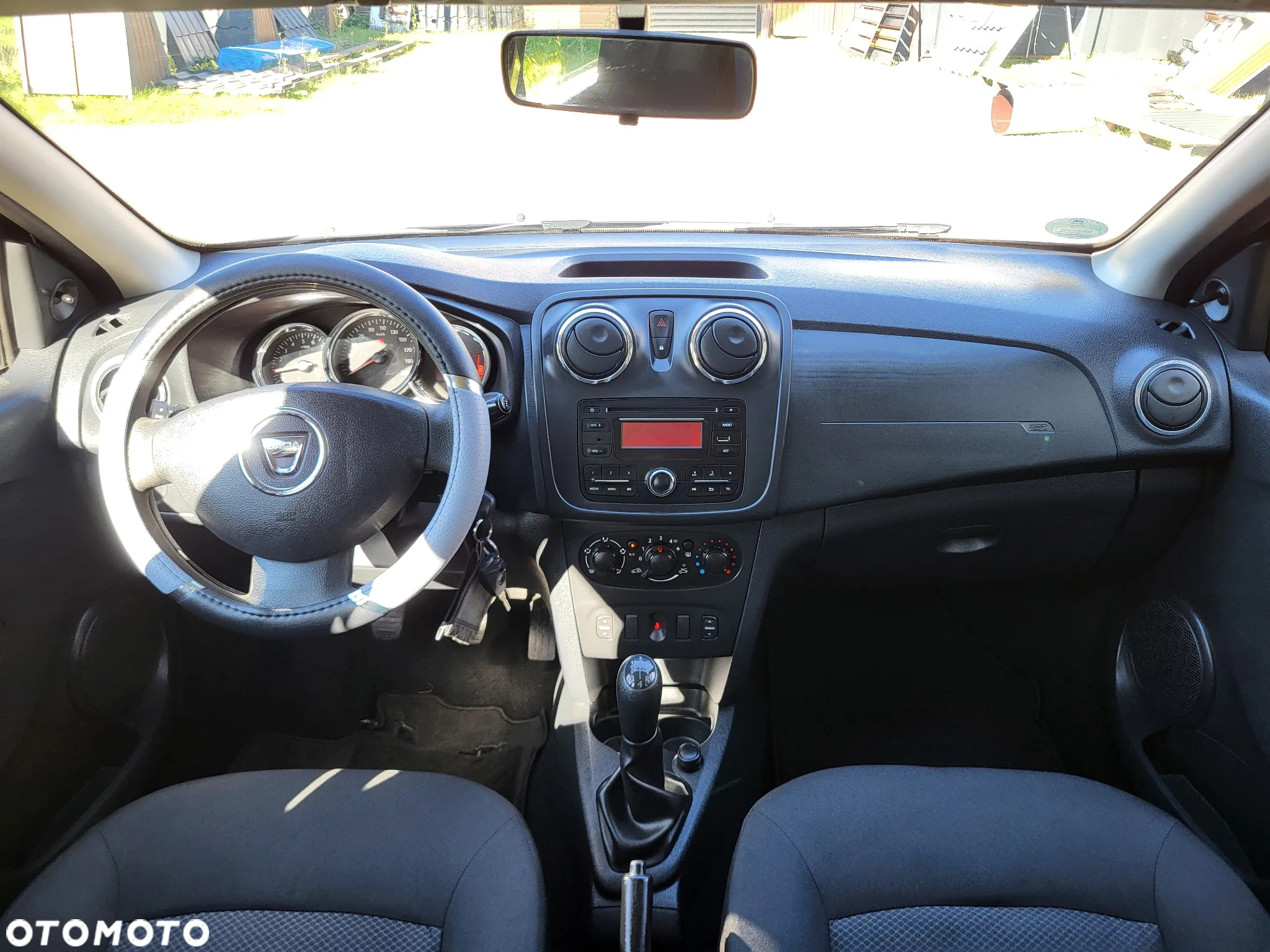 Dacia Sandero 1.2 16V 75 Ambiance - 21