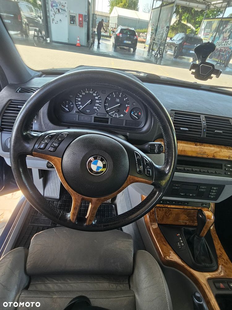 BMW X5 - 16