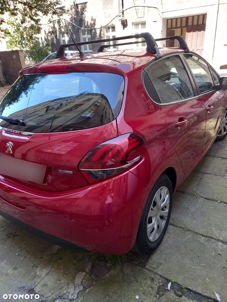 Peugeot 208 1.2 PureTech Active - 4