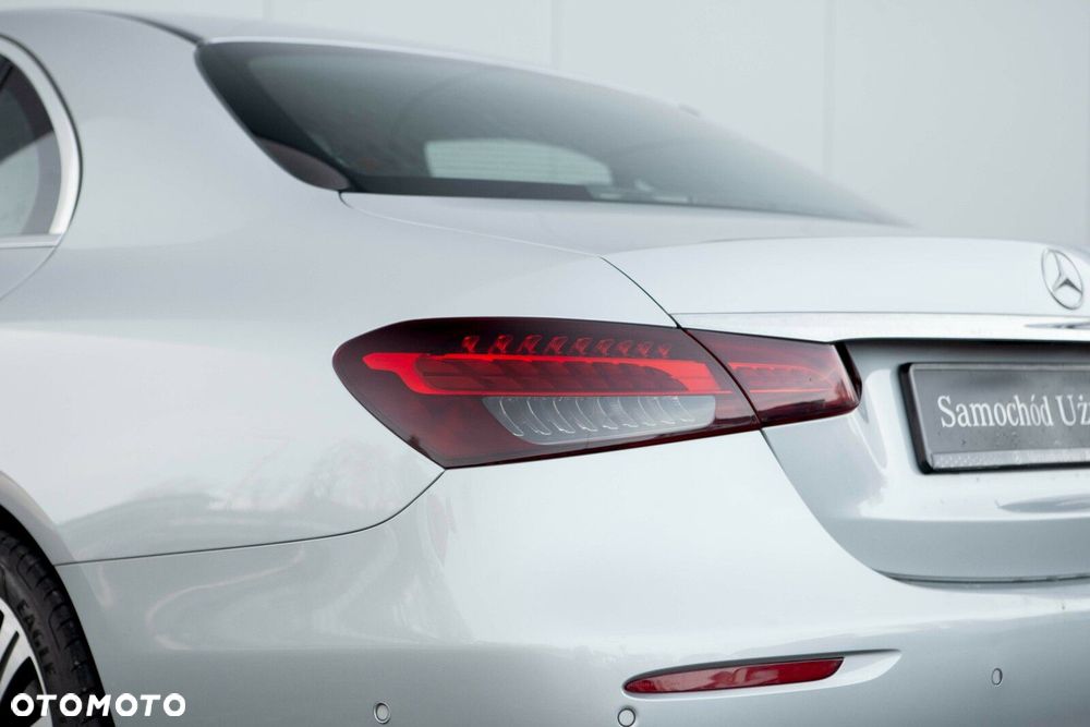 Mercedes-Benz Klasa E - 8