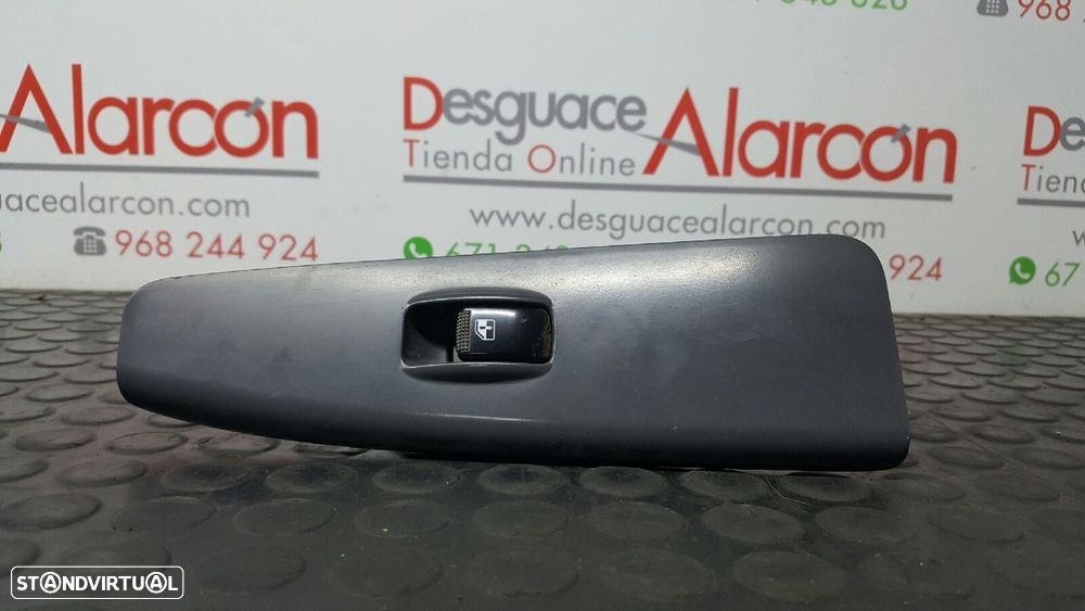 COMANDO DO ELEVADOR FRENTE DIREITO KIA CERATO 2.0 EX CRDI FAMILIAR (5-PTAS.) - 1