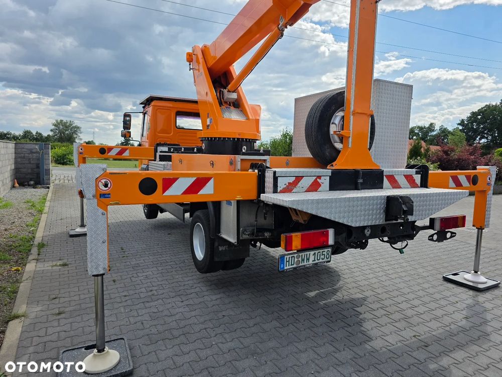 MAN Wumag WT 230 - 17