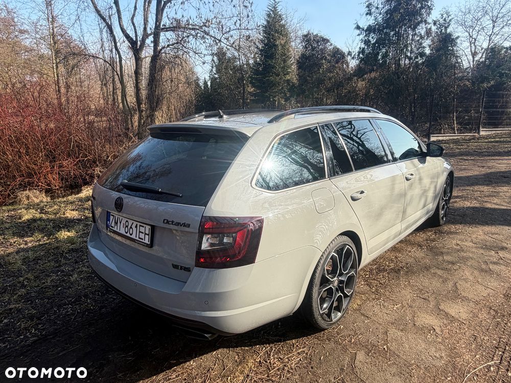 Skoda Octavia 2.0 TDI 4x4 DSG RS - 3