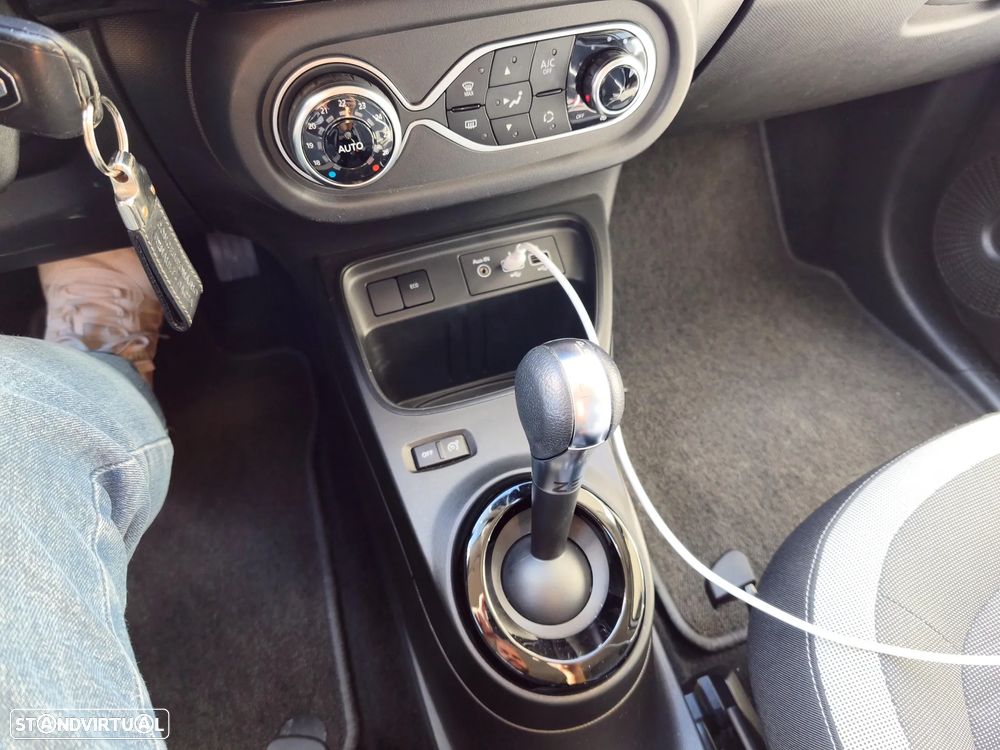 Renault Twingo E-Tech. 22 Techno - 15