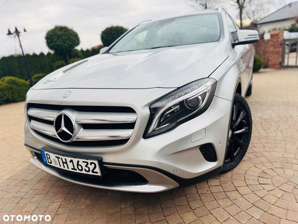 Mercedes-Benz GLA 200 7G-DCT Style - 34