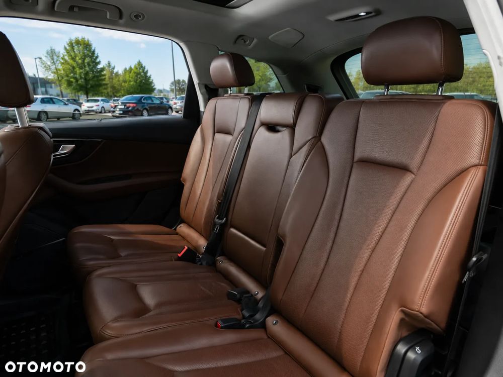 Audi Q7 - 24