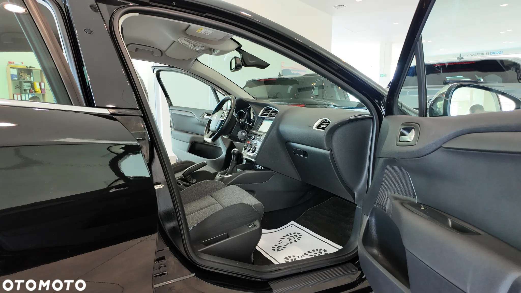 Citroën C4 BlueHDi 100 Business Class - 33