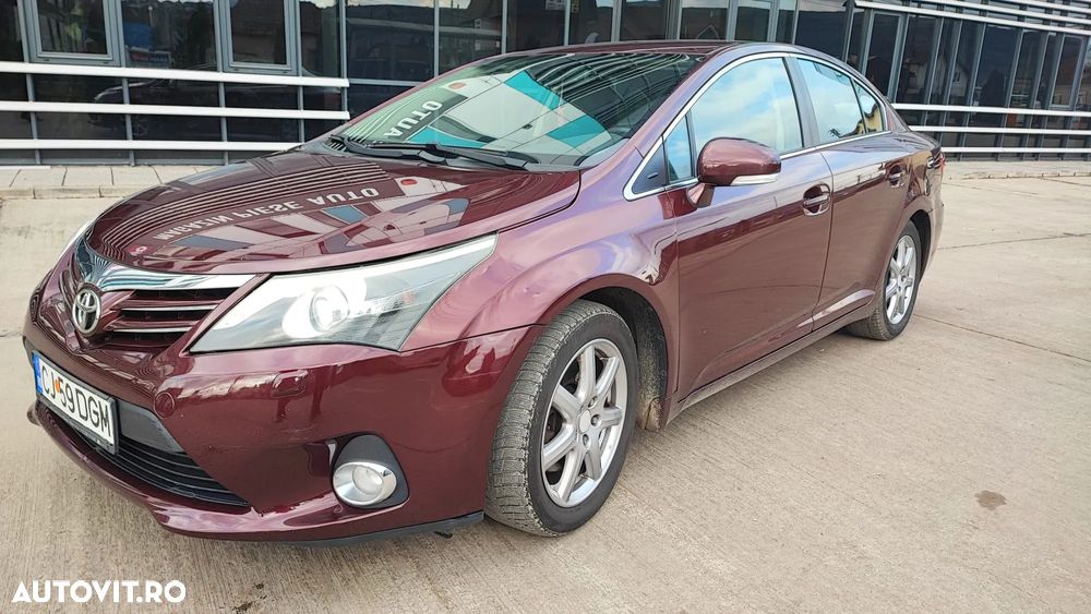 Toyota Avensis - 13