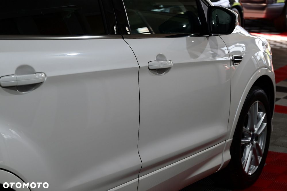 Ford Kuga 2.0 TDCi 4x4 Individual - 40