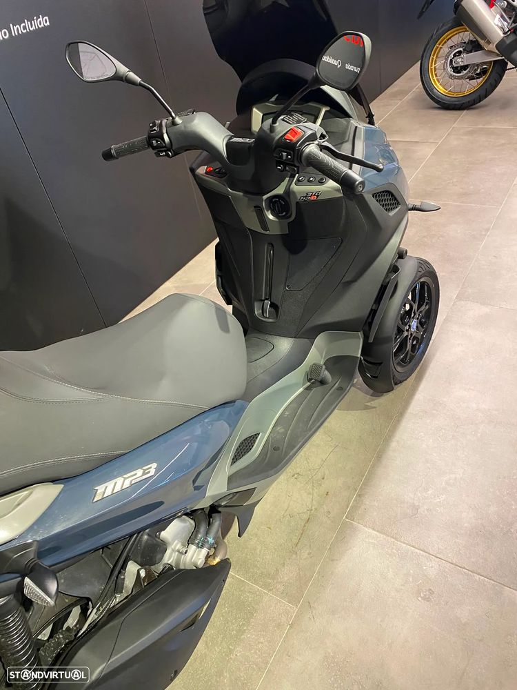 Piaggio MP3 - 4
