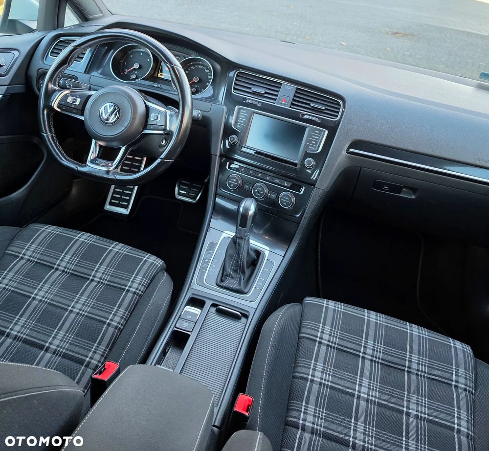 Volkswagen Golf 2.0 TDI BMT GTD DSG - 16