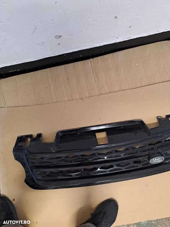 Grila radiator Land Rover Range Rover Sport an 2013-2018 neagra - 5