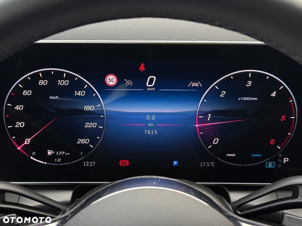 Mercedes-Benz GLC - 29