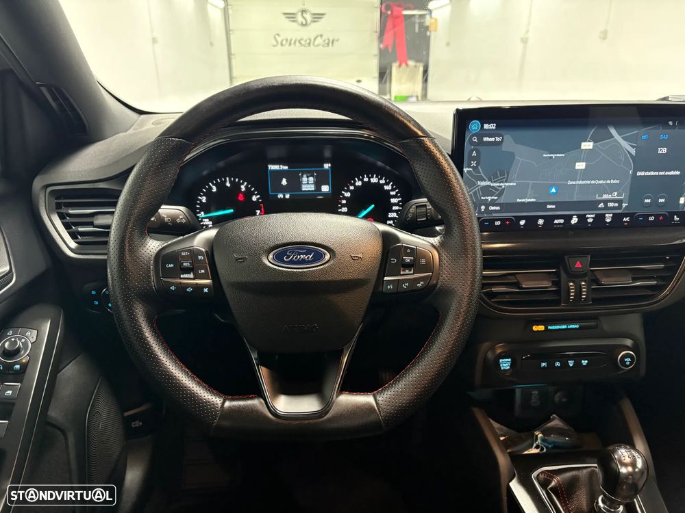 Ford Focus SW 1.0 EcoBoost S&S ST-LINE DESIGN - 11