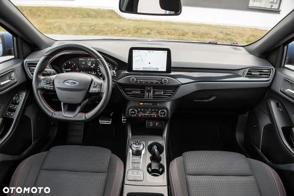 Ford Focus 1.5 EcoBlue Start-Stopp-System ST-LINE - 33