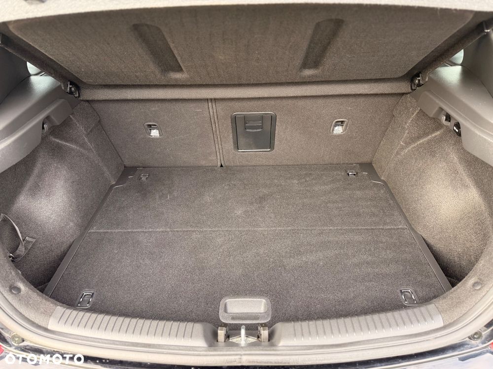 Hyundai i30 1.4 T-GDI Premium DCT - 22