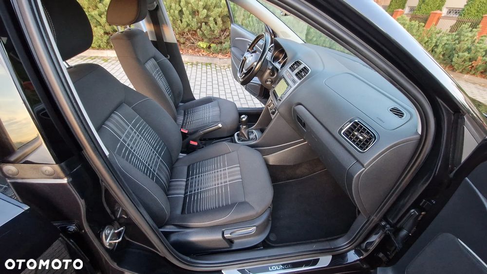 Volkswagen Polo 1.2 TSI Blue Motion Technology Lounge - 12