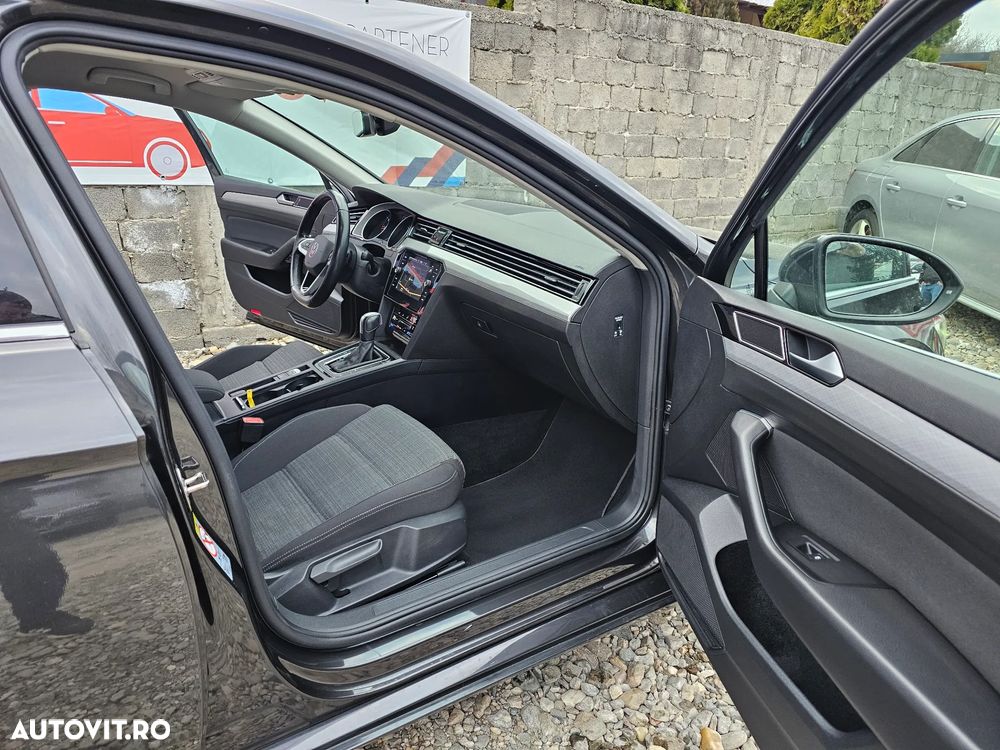 Volkswagen Passat - 29