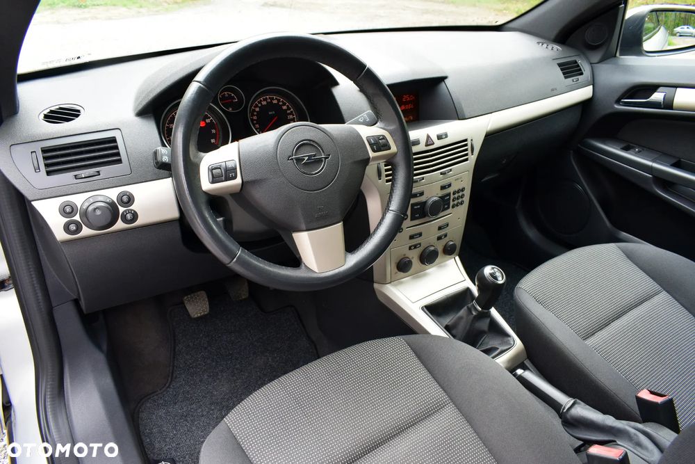 Opel Astra 1.8 Cosmo - 12