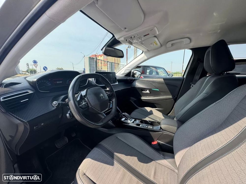 Peugeot e-208 50 kWh Allure - 10