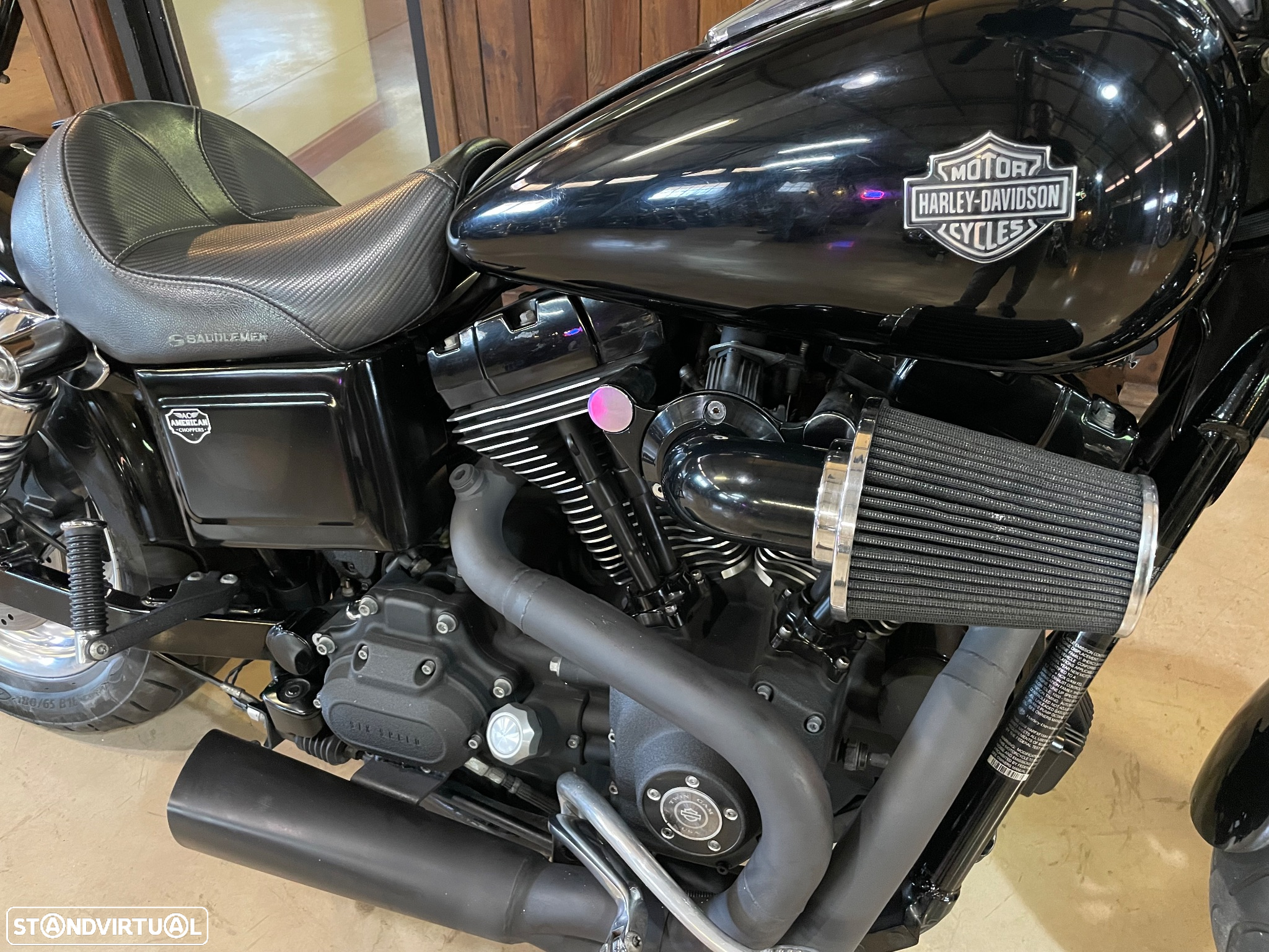 Harley-Davidson Dyna Fat Bob - 8