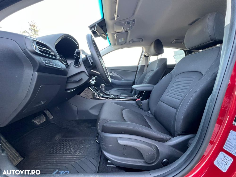 Hyundai i30 1.5 T-GDI 48V-Hybrid DCT Advantage - 14