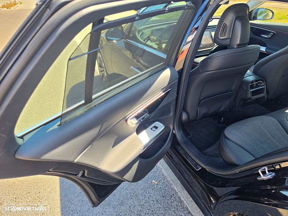 Mercedes-Benz E 300 e Avantgarde - 25