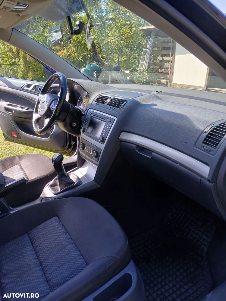 Skoda Octavia 2.0 TDI Business - 9