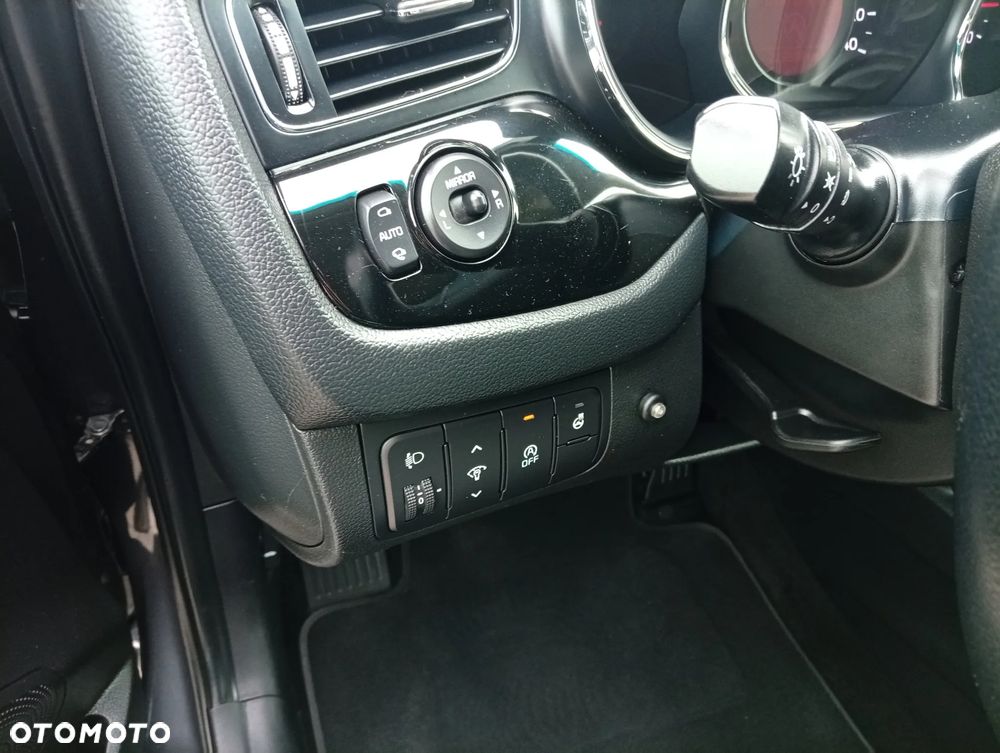 Kia Ceed 1.6 CRDi 128 Platinum Edition - 20