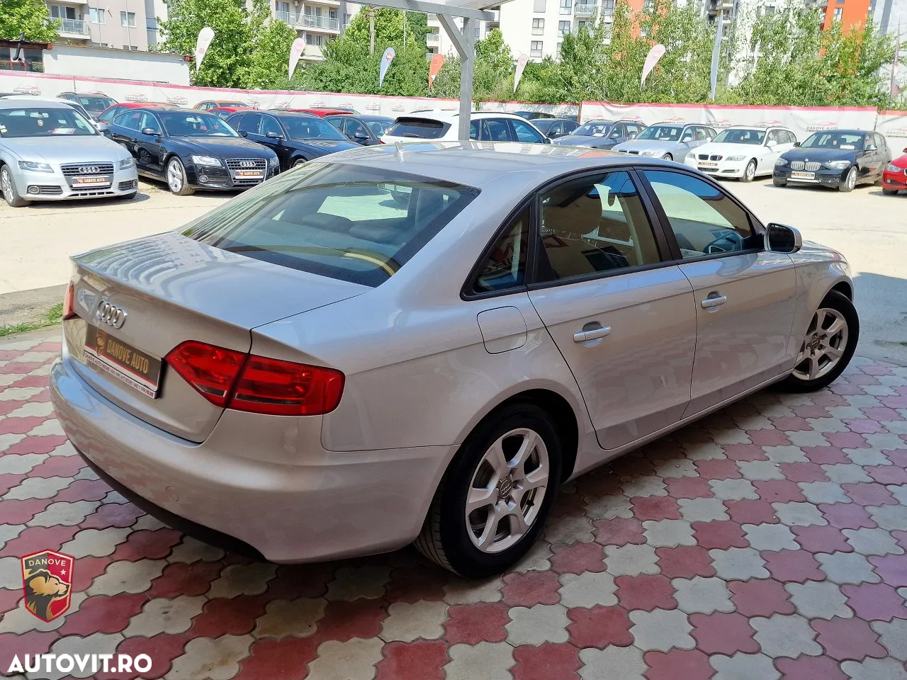 Audi A4 2.0 TDI B8 Quattro - 12