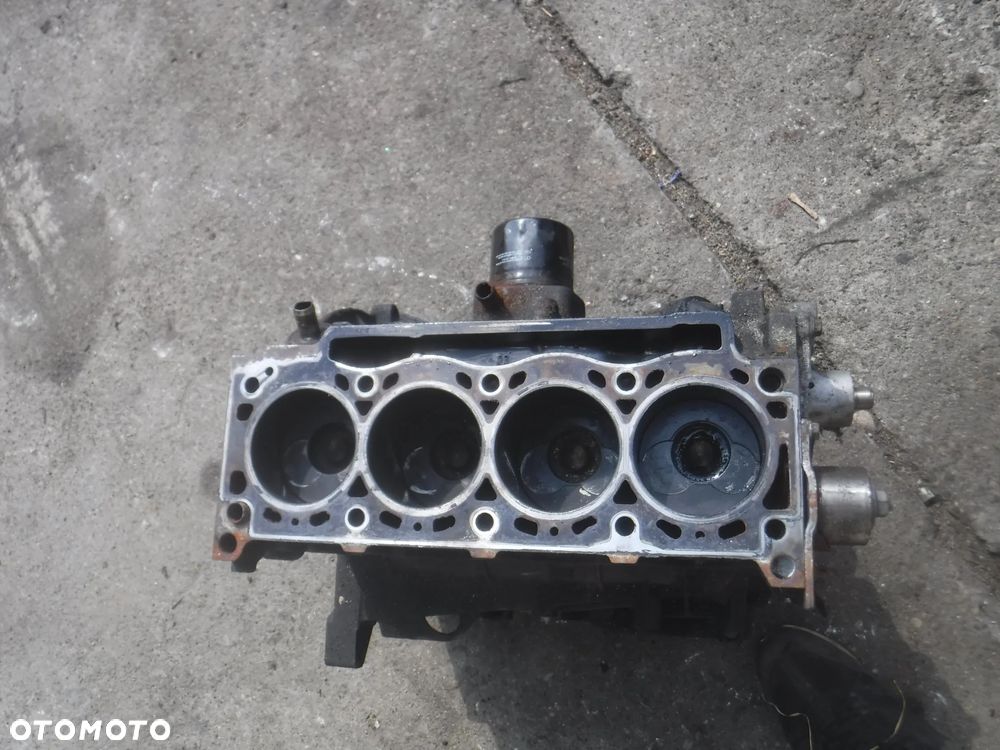 Renault Traffic Opel Vivaro Laguna 1.9 DCI F9K blok wal dol silnika tloki miska - 5