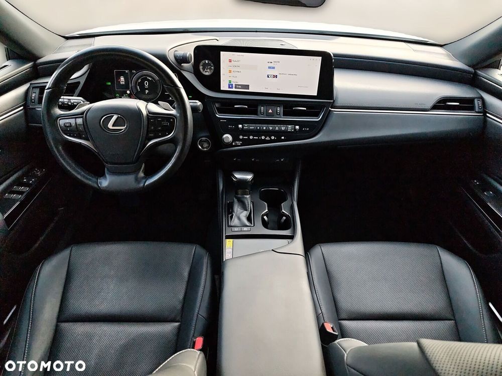 Lexus ES 300h Business Edition - 13
