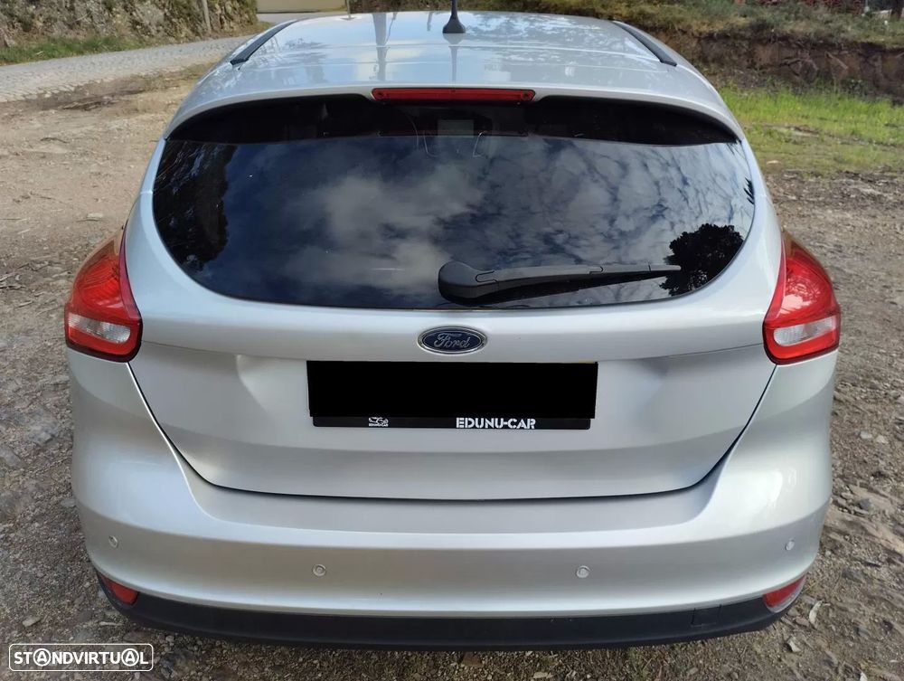Ford Focus 1.0 EcoBoost Titanium - 6