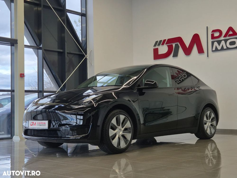 Tesla Model Y RWD - 4