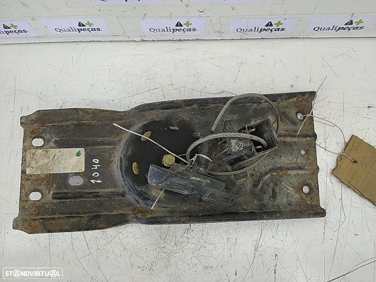 Elevador Pneu Suplente Chrysler Voyager Iii (Rg, Rs) - 2