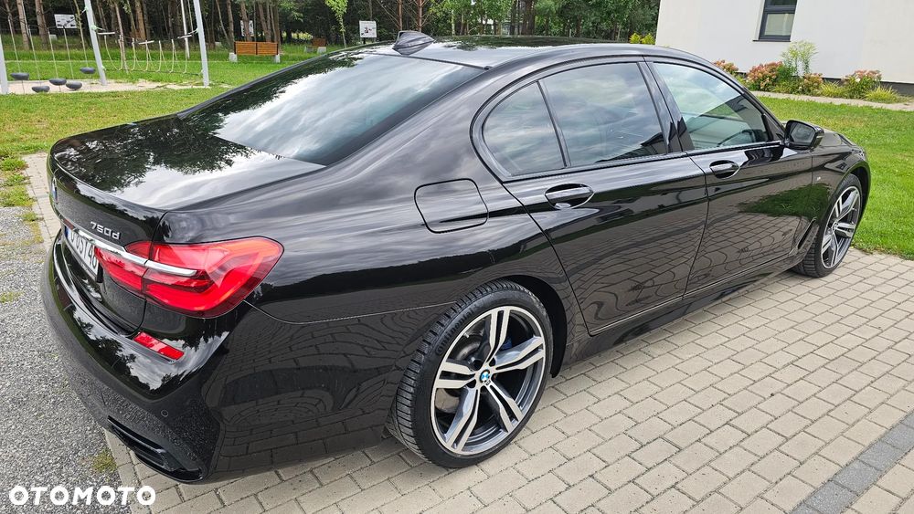 BMW Seria 7 750d xDrive - 30