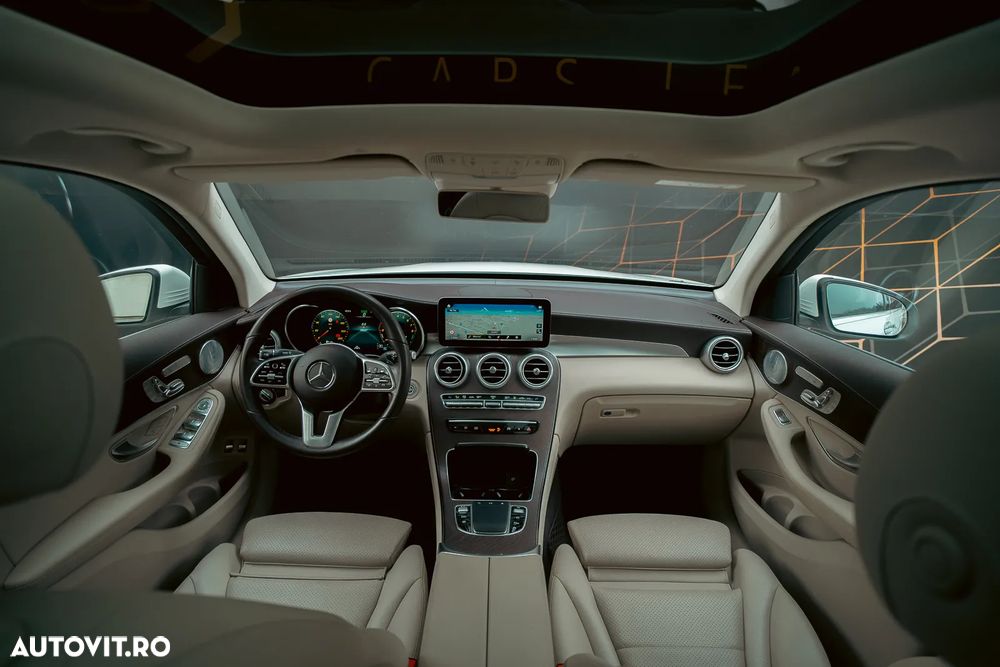 Mercedes-Benz GLC 300 e 4MATIC - 6