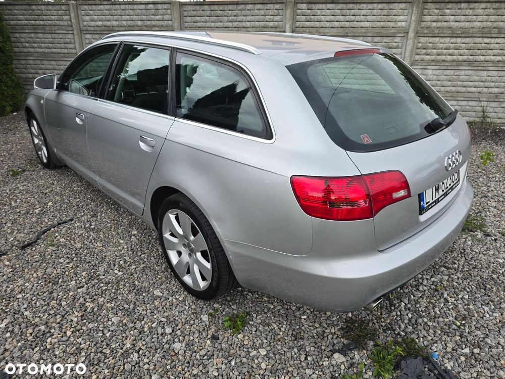 Audi A6 Avant 2.4 - 7