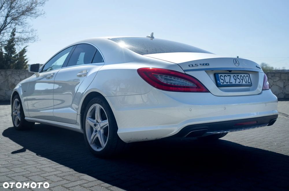 Mercedes-Benz CLS 500 4-Matic BlueEff - 10