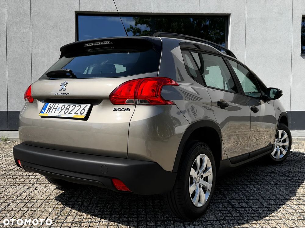 Peugeot 2008 1.2 VTi Allure - 4
