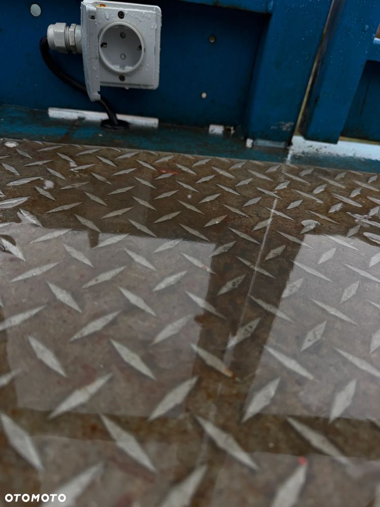 Genie Zwyżka Terenowa GS-4069RT Podnośnik Nożycowy Dźwig 14,5 metra jak Nowa z salonu! 1300 mtg. 2016 rok, Fabryczna przetwornica! 2x Gniazdo 230v góra dół. Pochodzi z Norweskiego urzędu Komuny. Zadbana! 4x4 Silnik Kubota. Zero Luzów i wycieków. Aktualne Serwisy DEKRA BMWT. Wysuwany Balkon. Sterowana z dołu i góry. Okazja Tanio !! Dokumentacja! Bez DPF, adBLUE - 27