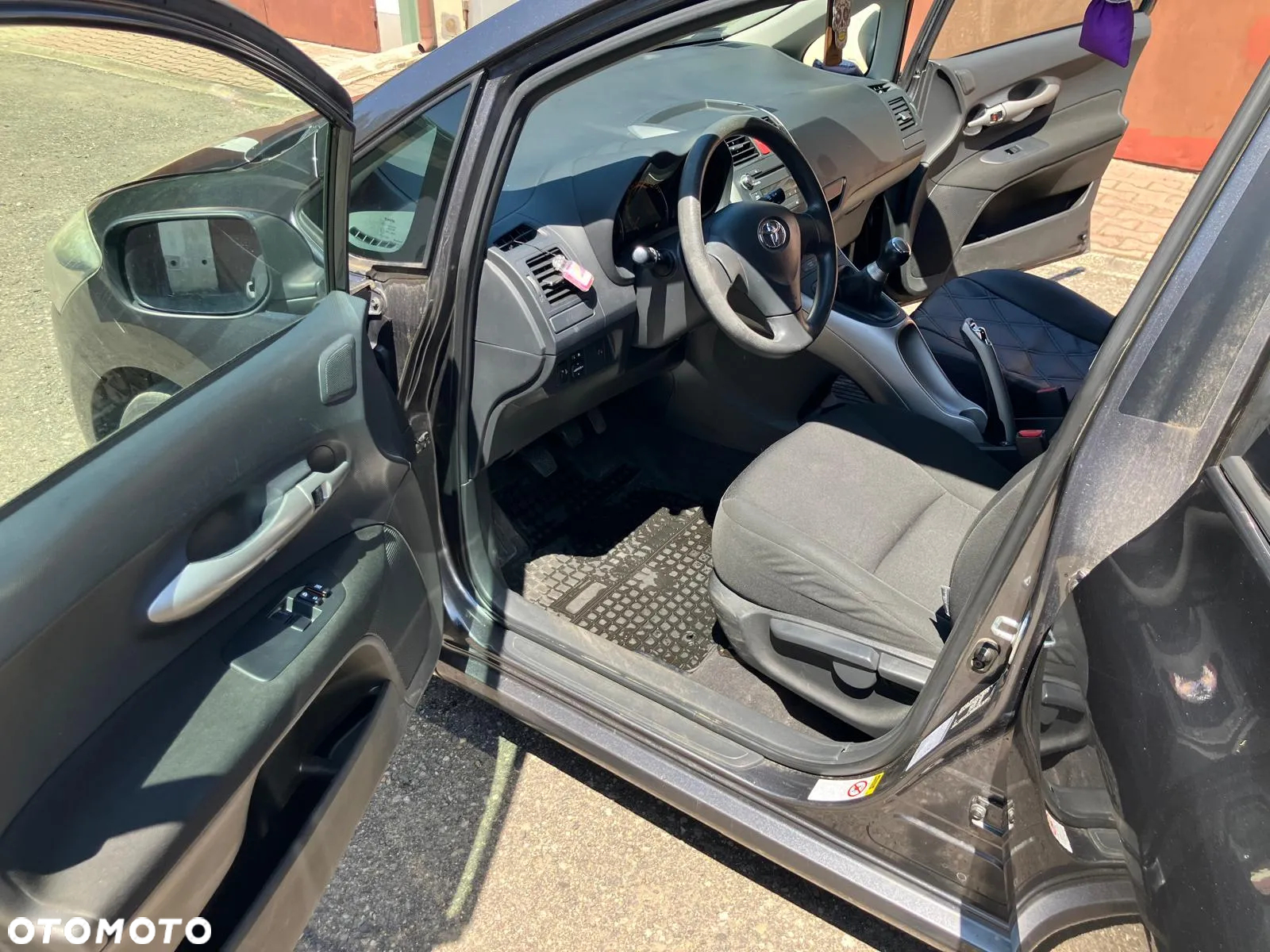 Toyota Auris - 8