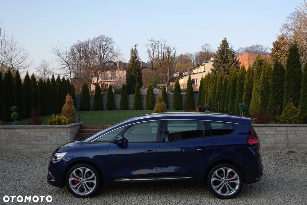 Renault Grand Scenic - 8