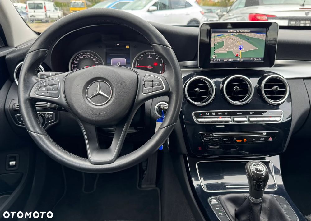 Mercedes-Benz Klasa C 180 (BlueTEC) d - 17