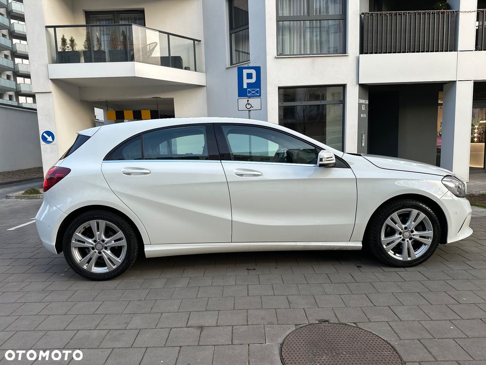 Mercedes-Benz Klasa A 180 7G-DCT SCORE - 16