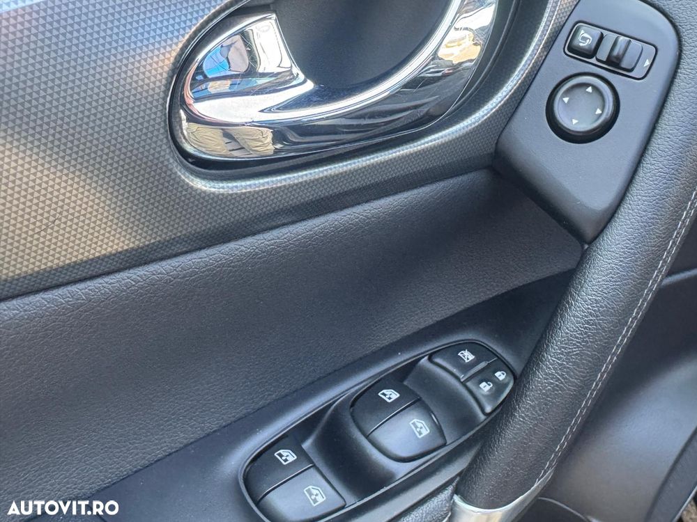 Nissan Qashqai 1.5 DCI DCT TEKNA - 27