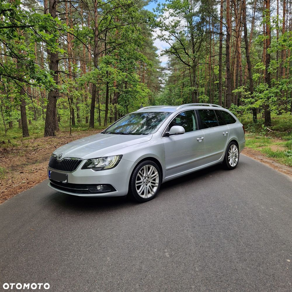 Skoda Superb 2.0 TSI Elegance DSG - 9