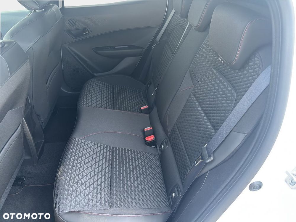 Renault Clio - 10